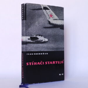 Stíhači startují