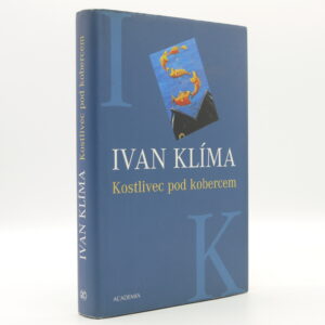 Kostlivec pod kobercem